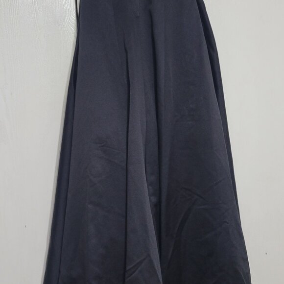 Prom Strapless Black Size 2 A-line Gown by David's Bridal - Picture 7 of 10